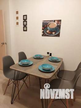 1-к квартира, посуточно, 37м2, 8/10 этаж