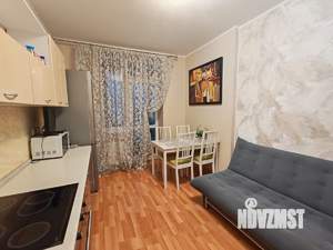 1-к квартира, посуточно, 45м2, 25/25 этаж