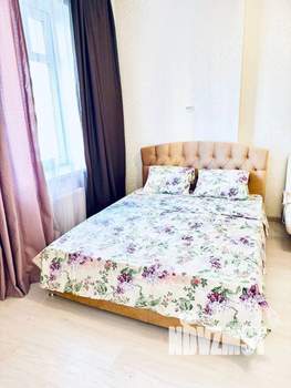 Студия квартира, посуточно, 40м2, 4/23 этаж