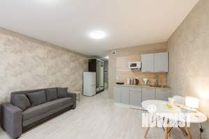Студия квартира, посуточно, 30м2, 18/35 этаж