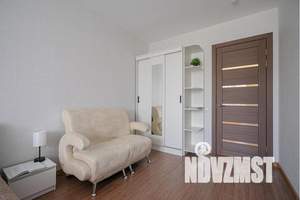 1-к квартира, посуточно, 40м2, 2/17 этаж