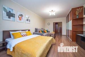 2-к квартира, посуточно, 75м2, 1/1 этаж