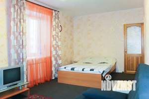 1-к квартира, посуточно, 40м2, 2/5 этаж