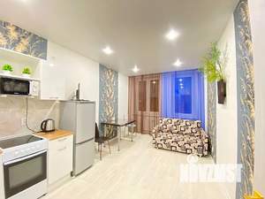 1-к квартира, посуточно, 42м2, 6/35 этаж