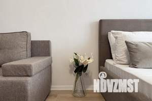 1-к квартира, посуточно, 42м2, 12/25 этаж