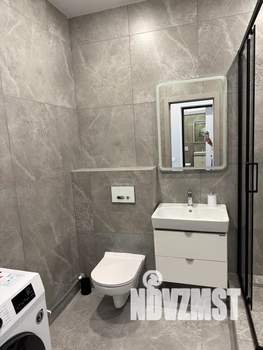 Студия квартира, посуточно, 35м2, 4/25 этаж