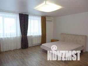 3-к квартира, на длительный срок, 104м2, 4/6 этаж