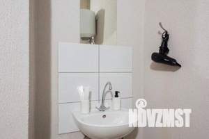 1-к квартира, посуточно, 52м2, 2/9 этаж