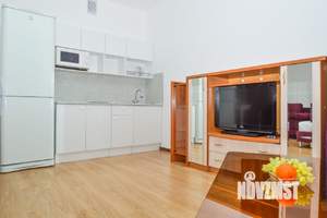 Студия квартира, посуточно, 35м2, 23/25 этаж