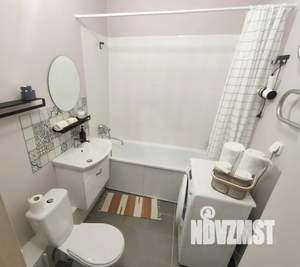 1-к квартира, посуточно, 40м2, 4/15 этаж