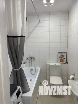 Студия квартира, посуточно, 27м2, 18/25 этаж