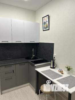 Студия квартира, посуточно, 35м2, 7/9 этаж