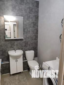 Студия квартира, посуточно, 35м2, 19/24 этаж