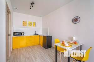 1-к квартира, посуточно, 43м2, 1/1 этаж