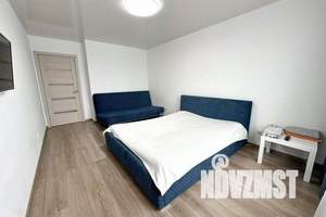 1-к квартира, посуточно, 45м2, 18/35 этаж