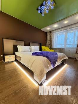 1-к квартира, посуточно, 49м2, 13/20 этаж