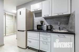 Студия квартира, посуточно, 35м2, 1/23 этаж