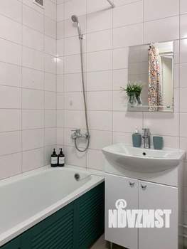 1-к квартира, посуточно, 42м2, 1/1 этаж