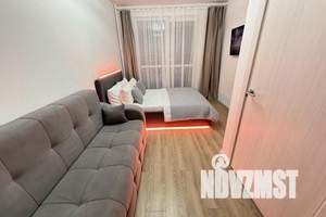 1-к квартира, посуточно, 39м2, 2/25 этаж