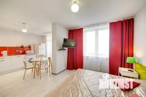 Студия квартира, посуточно, 40м2, 15/18 этаж
