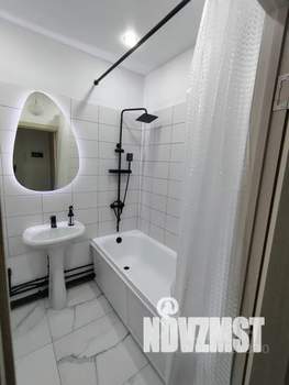Студия квартира, посуточно, 32м2, 7/25 этаж