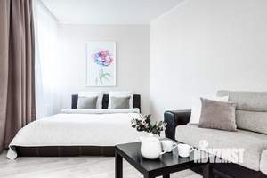 2-к квартира, посуточно, 70м2, 26/32 этаж