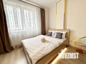 Студия квартира, посуточно, 32м2, 2/25 этаж