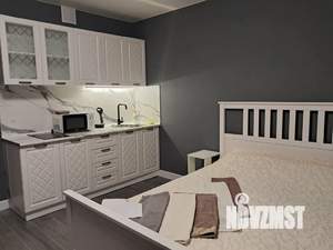 Студия квартира, посуточно, 30м2, 2/17 этаж
