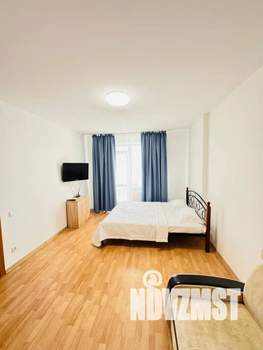 1-к квартира, посуточно, 50м2, 1/1 этаж