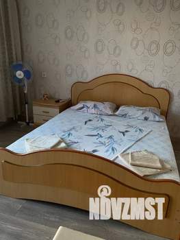 Студия квартира, посуточно, 26м2, 2/10 этаж