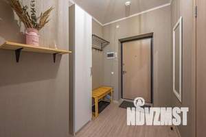 1-к квартира, посуточно, 35м2, 18/25 этаж