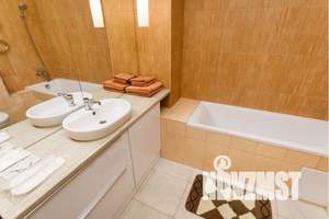 2-к квартира, посуточно, 48м2, 1/17 этаж