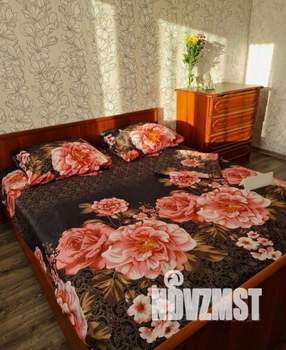 2-к квартира, посуточно, 56м2, 1/1 этаж