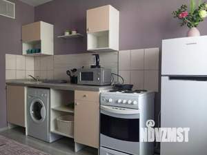 1-к квартира, посуточно, 42м2, 1/1 этаж