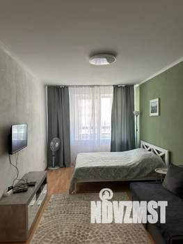 1-к квартира, посуточно, 43м2, 2/8 этаж