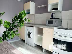 1-к квартира, посуточно, 38м2, 9/16 этаж