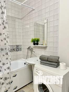 Студия квартира, посуточно, 35м2, 22/25 этаж