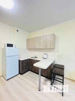 Студия квартира, посуточно, 40м2, 22/32 этаж