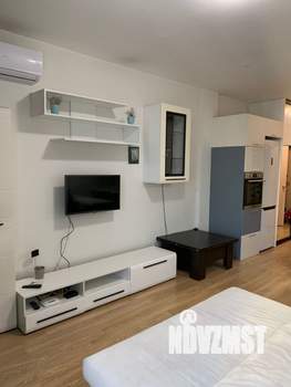 Студия квартира, на длительный срок, 30м2, 17/25 этаж