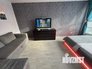 Студия квартира, посуточно, 38м2, 16/30 этаж