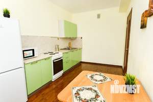 1-к квартира, посуточно, 45м2, 3/12 этаж