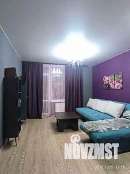 Студия квартира, посуточно, 28м2, 16/25 этаж