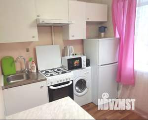 1-к квартира, посуточно, 35м2, 3/5 этаж