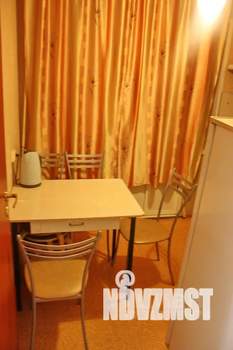 2-к квартира, посуточно, 42м2, 1/5 этаж