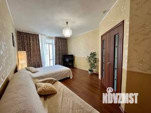 1-к квартира, посуточно, 48м2, 6/25 этаж