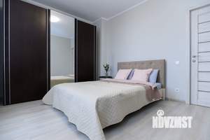 2-к квартира, посуточно, 72м2, 14/35 этаж