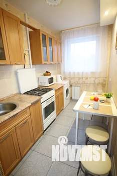 2-к квартира, посуточно, 48м2, 3/9 этаж