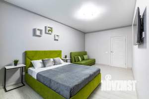 Студия квартира, посуточно, 35м2, 1/23 этаж