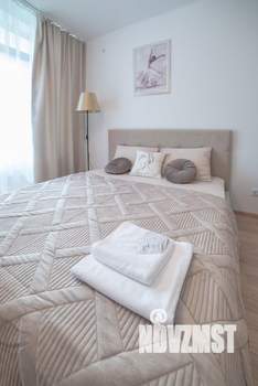 Студия квартира, посуточно, 30м2, 20/32 этаж