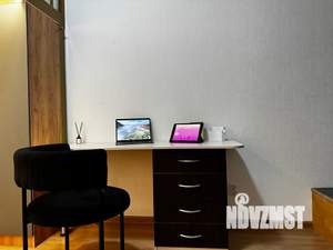 1-к квартира, посуточно, 33м2, 1/25 этаж